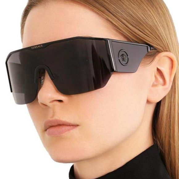 🔥 NEW VESACE WOMEN'S BLACK SHIELD SUNGLASSES - Picture 1 of 9